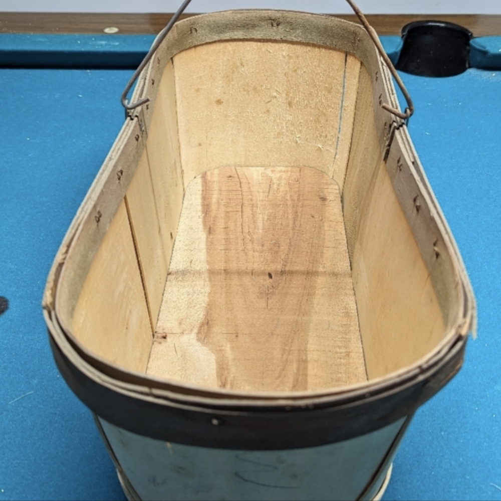 Basket. Vintage Orchard Basket. Great for storage, farmhouse design, etc.
